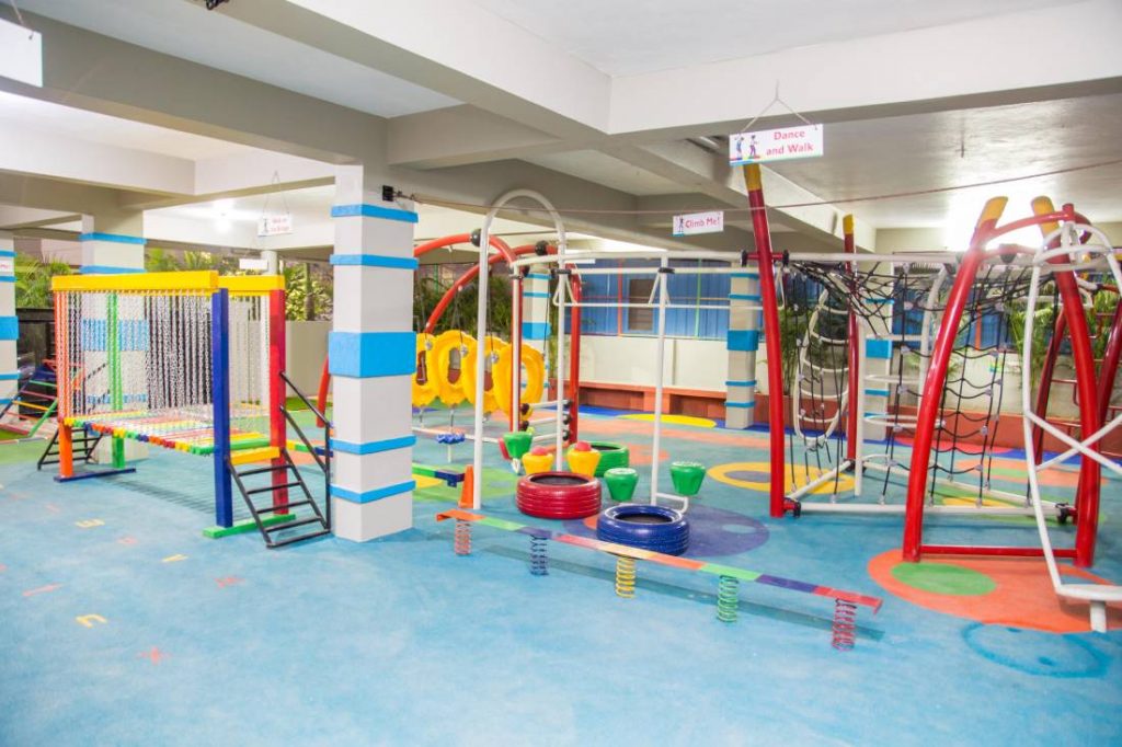 The Play fort_10
