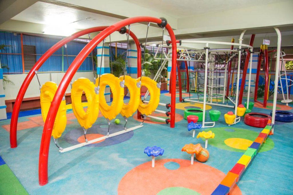 The Play fort_6